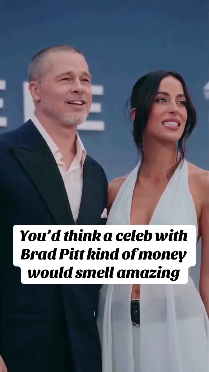 @Hollyweird