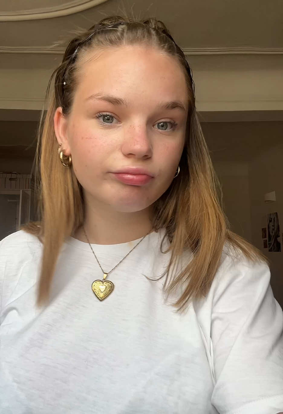 @flo🎞️🎶