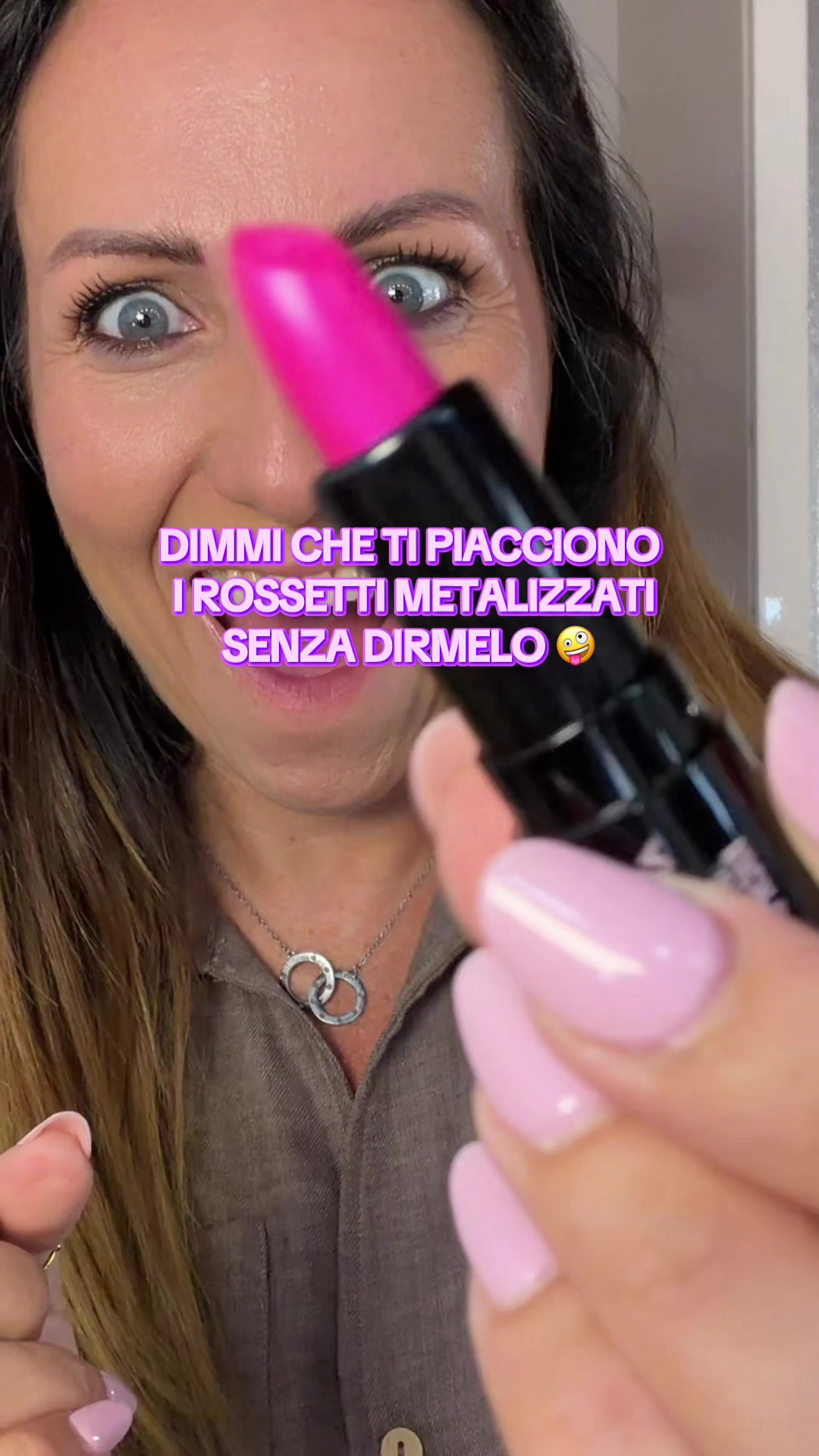 @Simo/beauty content creator