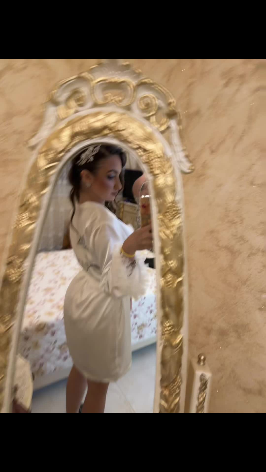 @ALESSANDRA