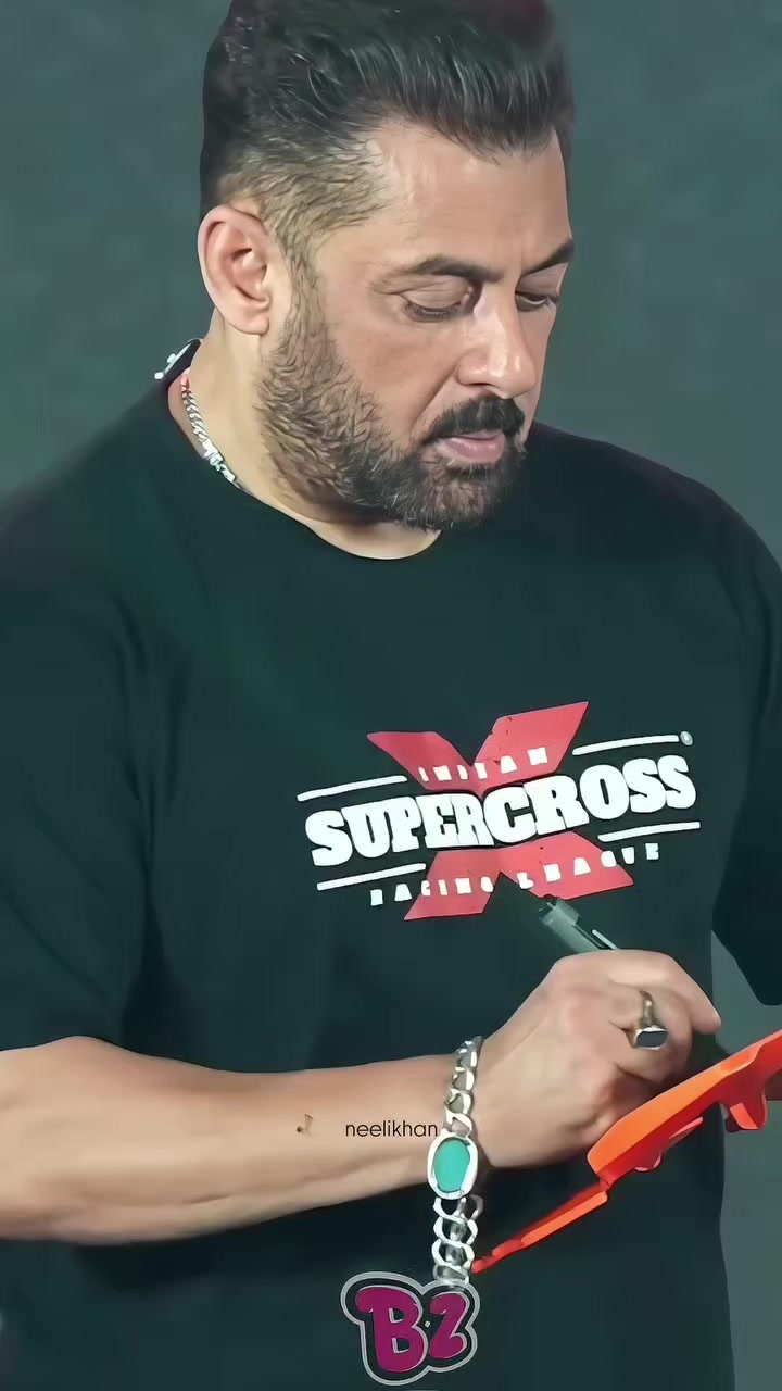 @neelikhan