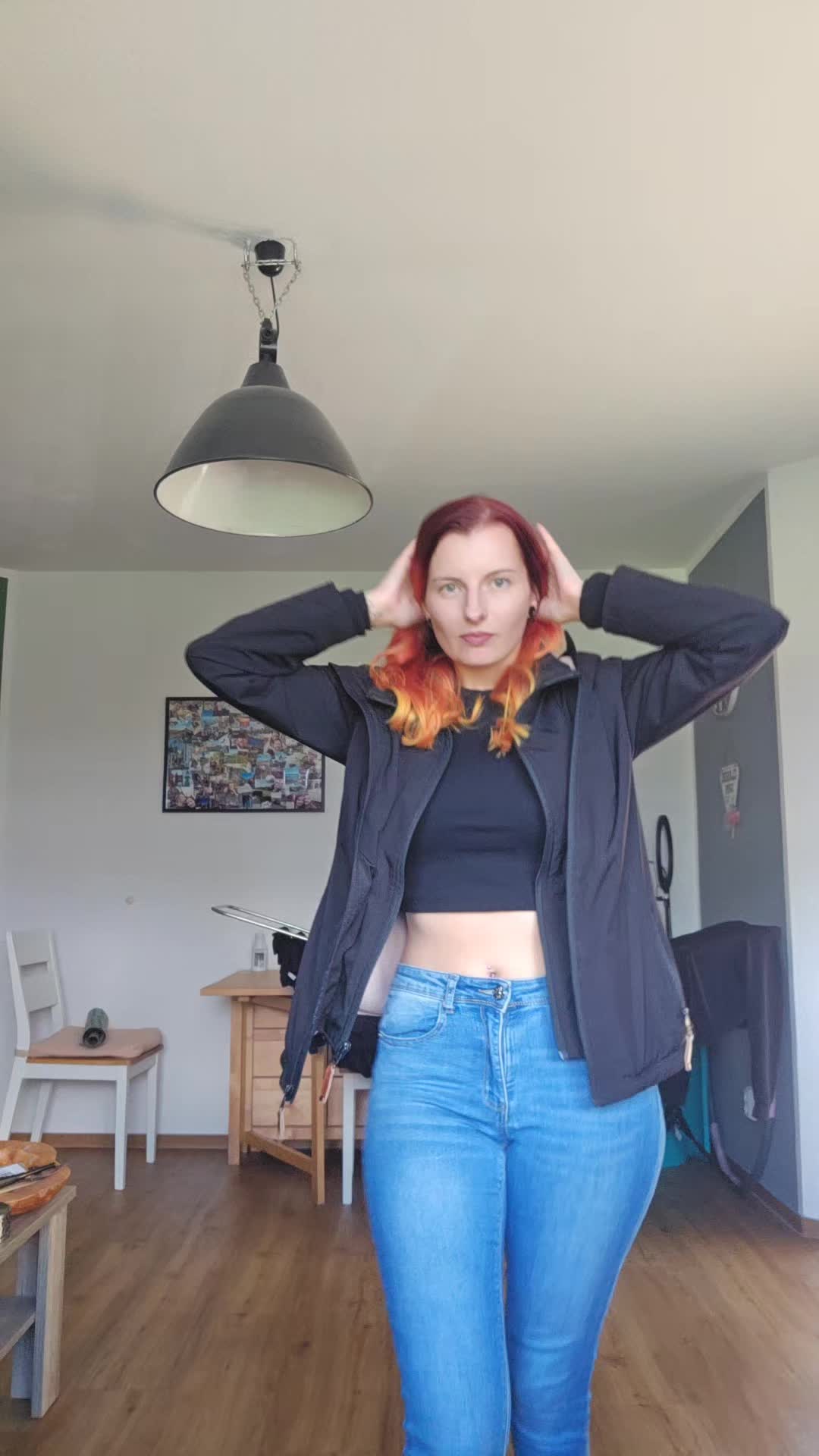 @hello_Sarah