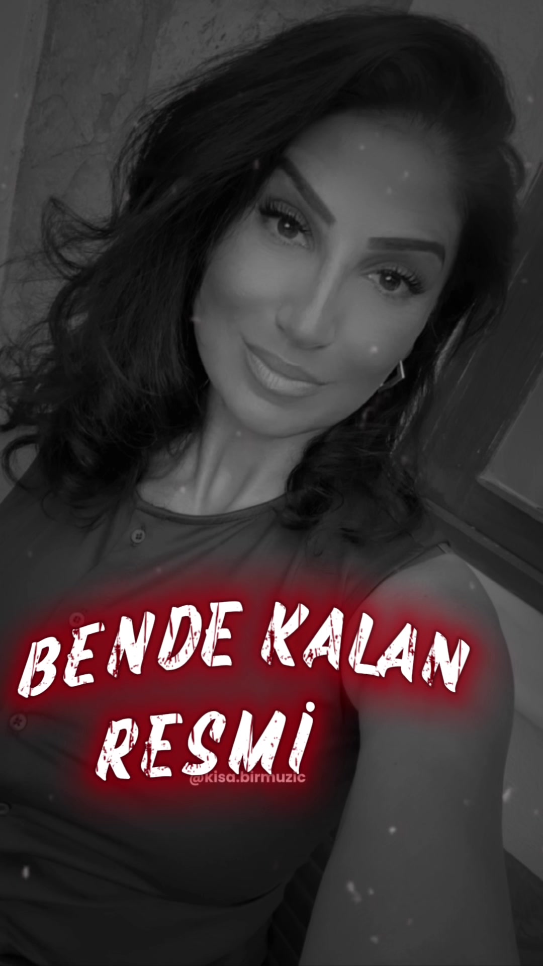 @𝓜.