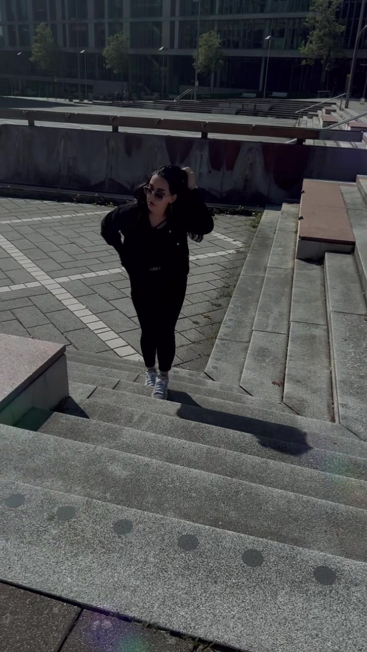 @𝒜𝓂𝑒𝓃𝑒