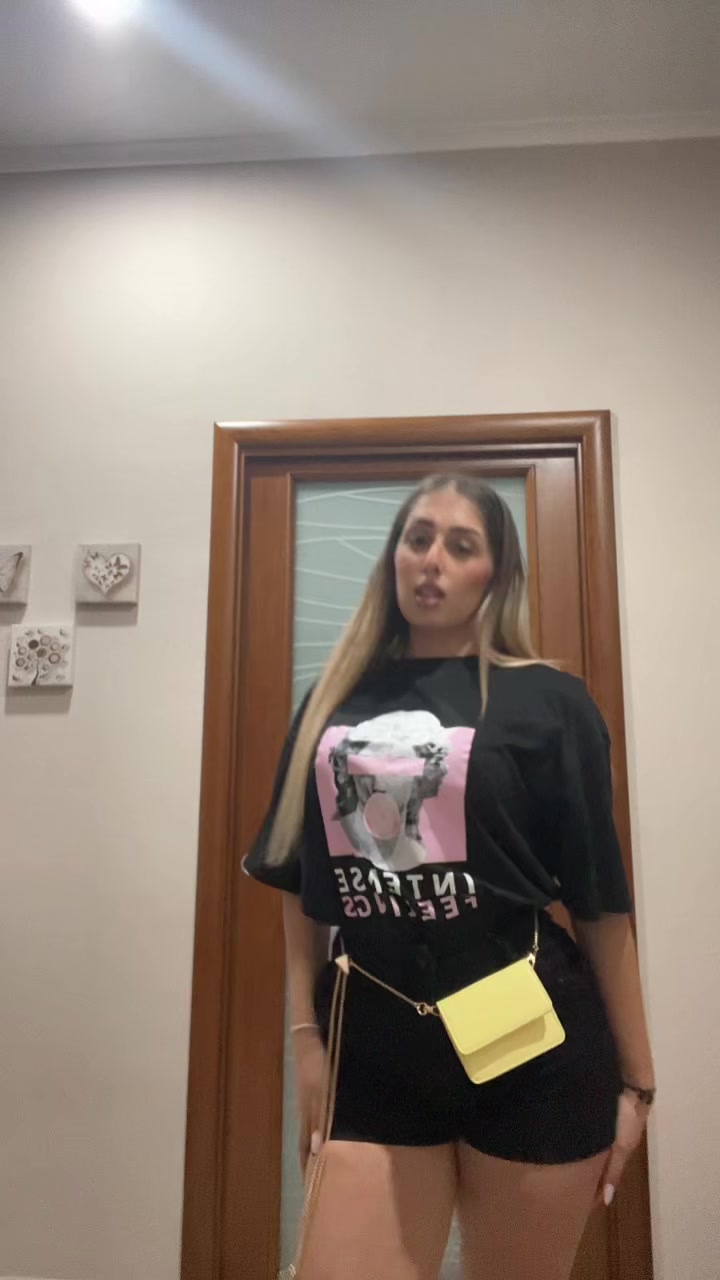 @𝑬