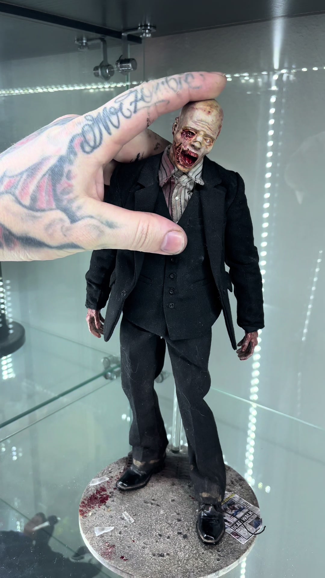 @Mr Zombie