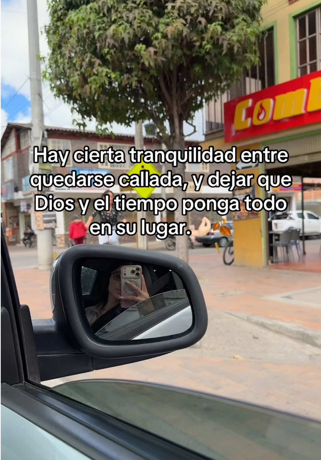 @MarcelaSaenz