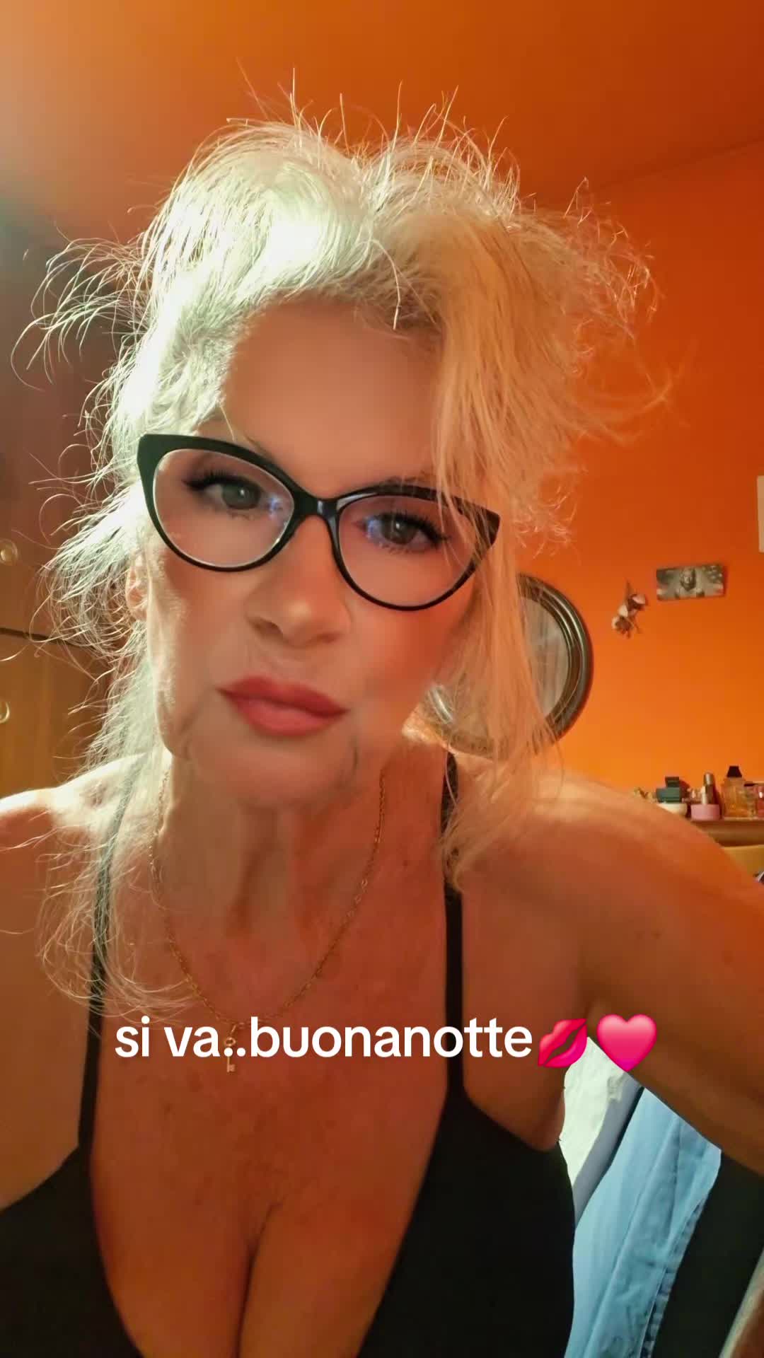 @👑RE-GINA👑