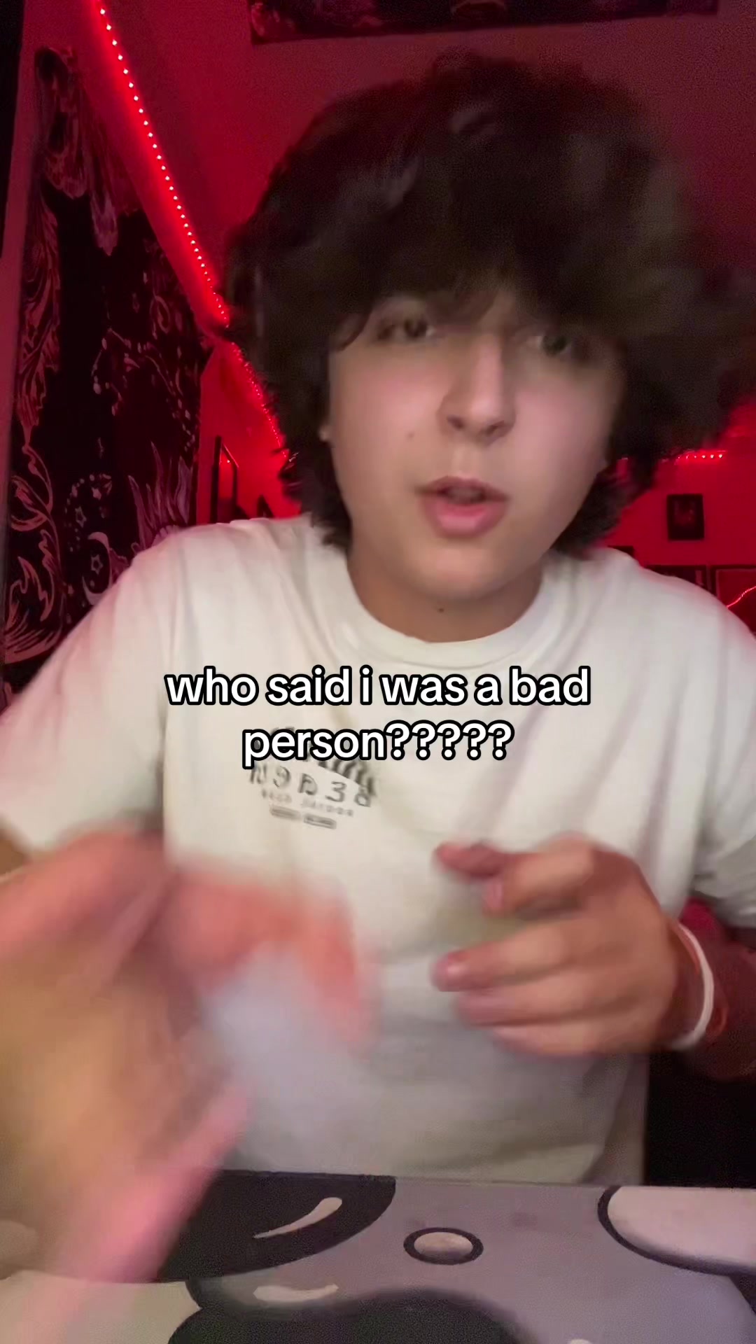 @T