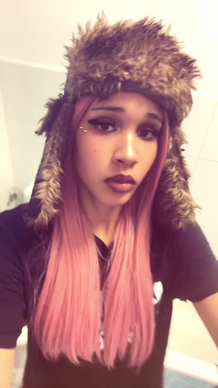 @Alena𒉭