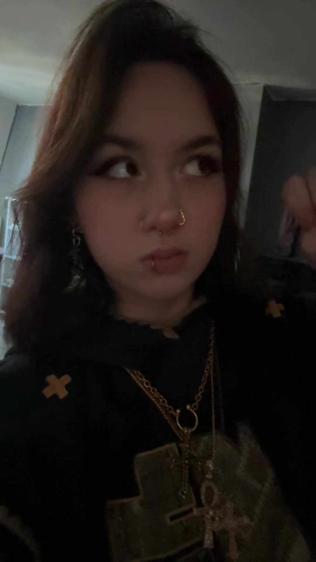 @Clara..m_.