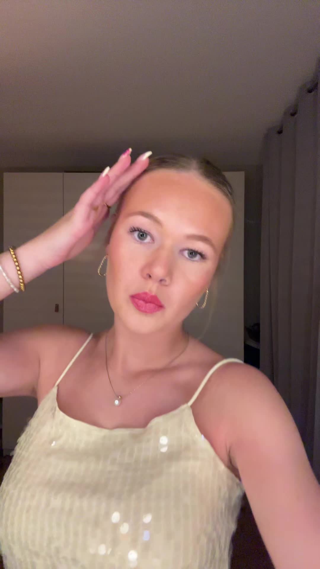 @𝐒𝐚𝐧𝐧𝐞🌞🌺🍸