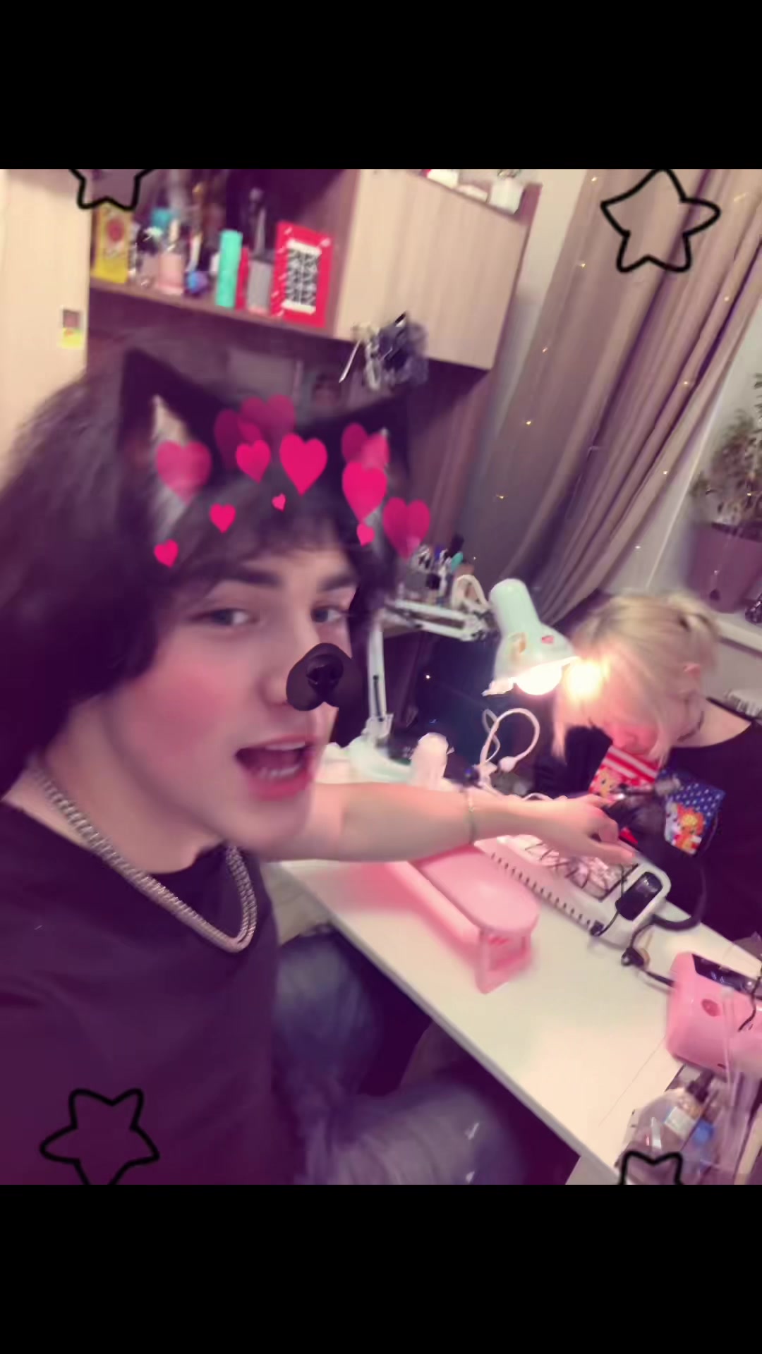 @молодой бездарь