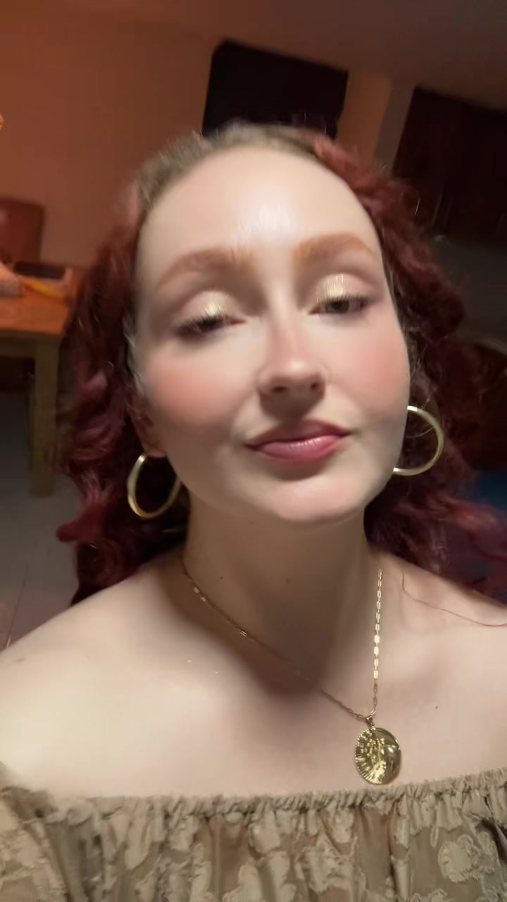 @Jeniffer María