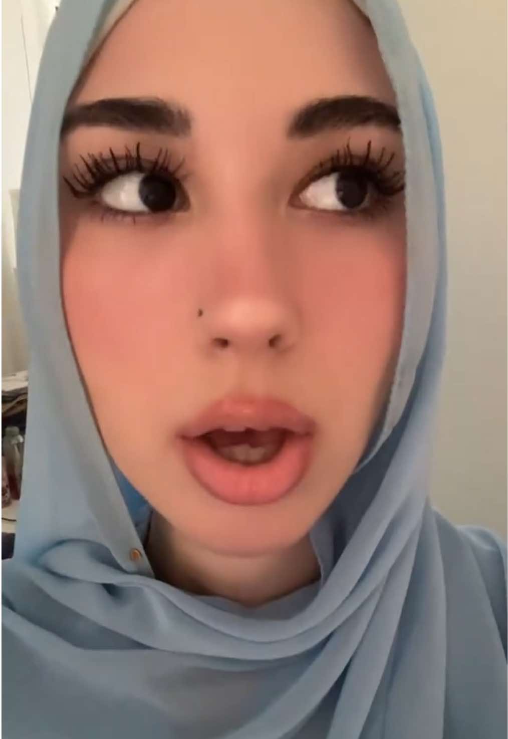 @<3