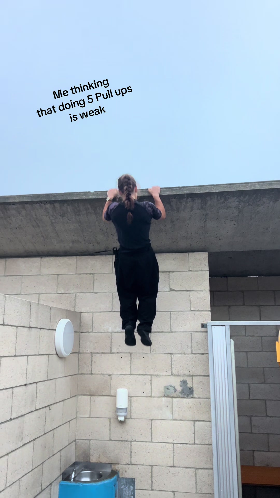 @sophievk_