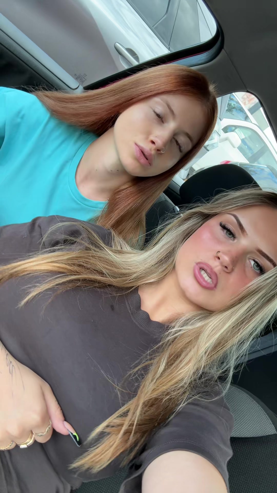 @ilona