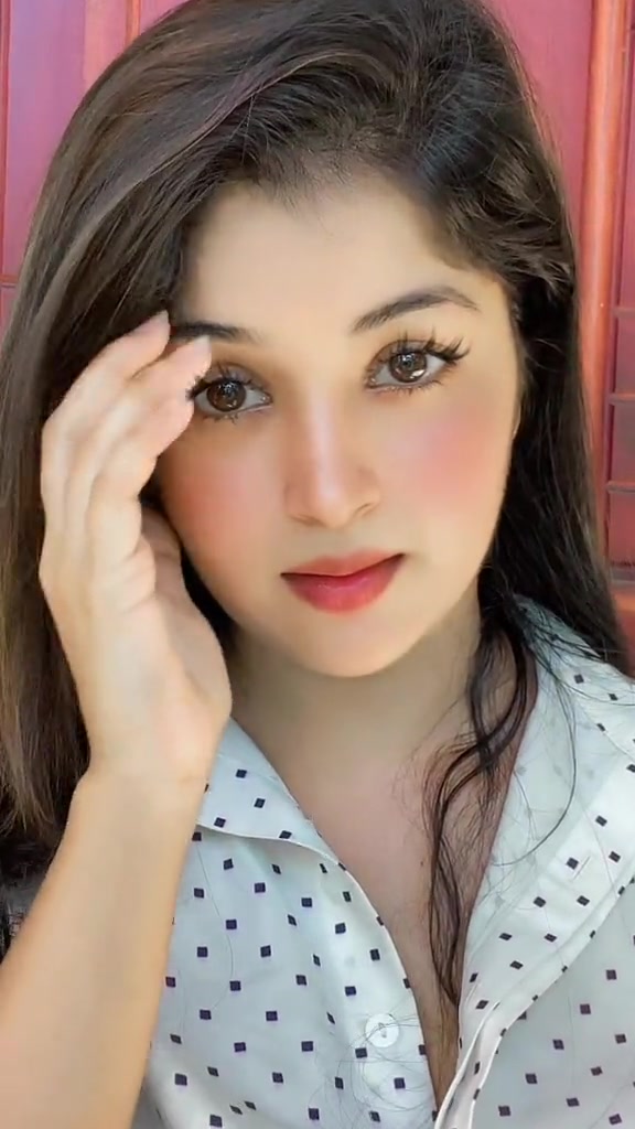 @නිෂූ | Nishu | நிஷு 🦋