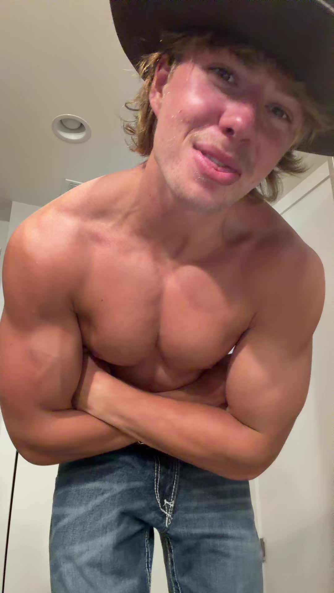 @Luke_V3