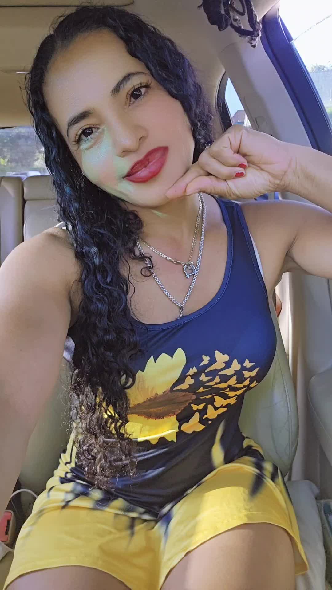 @villamarDenisse&reg;