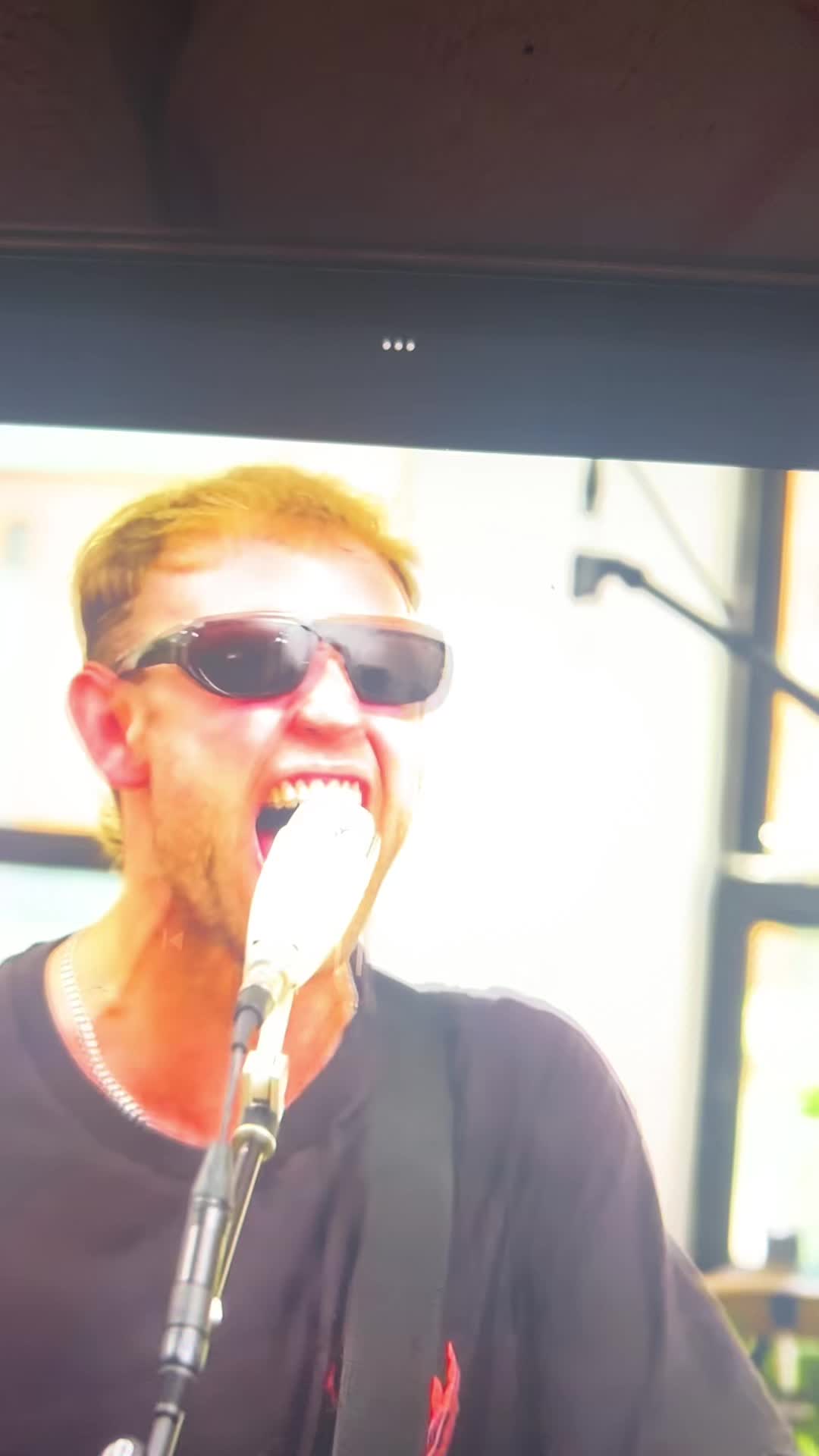 @j