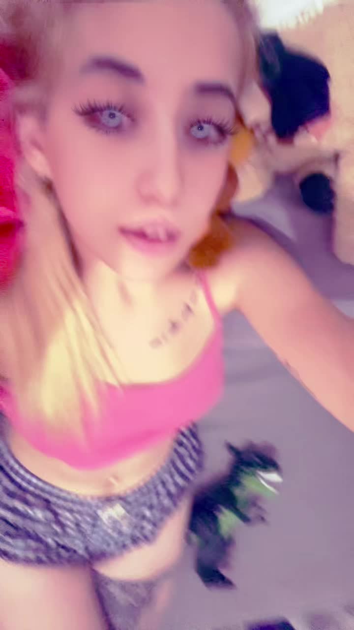 @Naomi🫶🏻