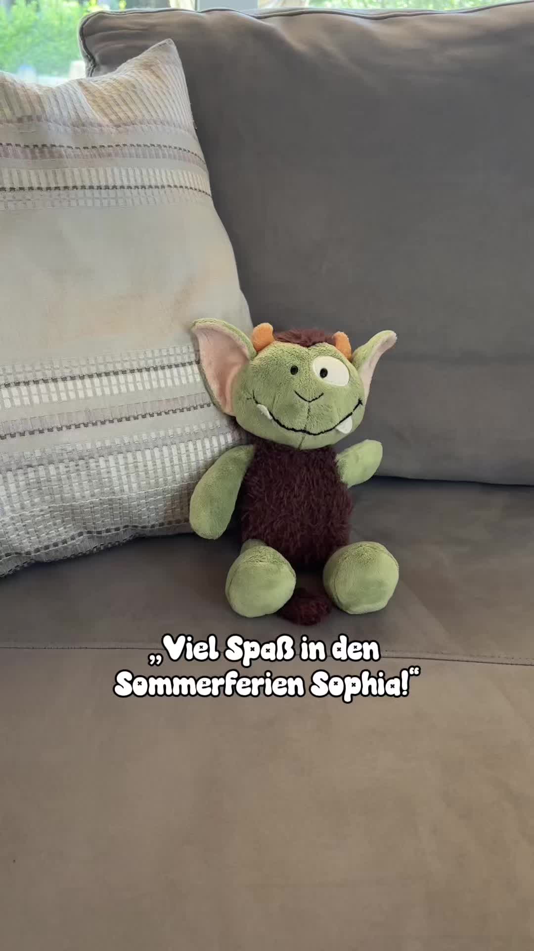 @Sophia