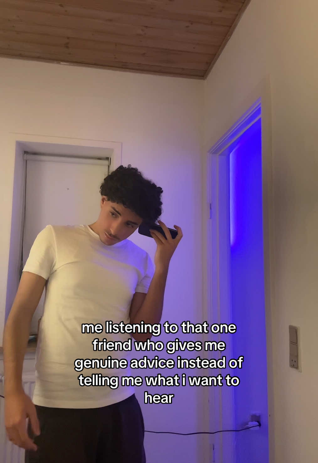 @￶