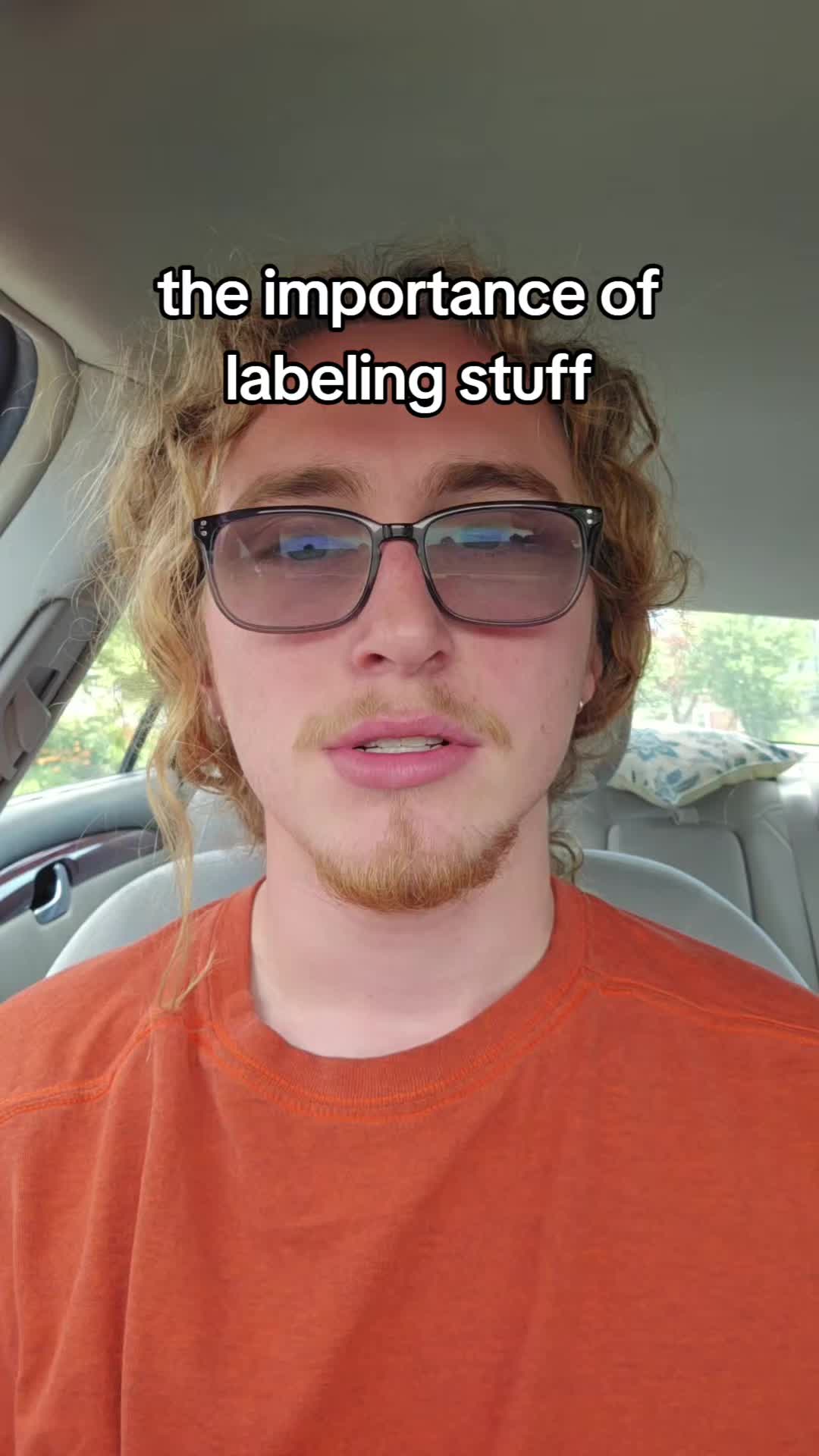 @GoldieGl0cks