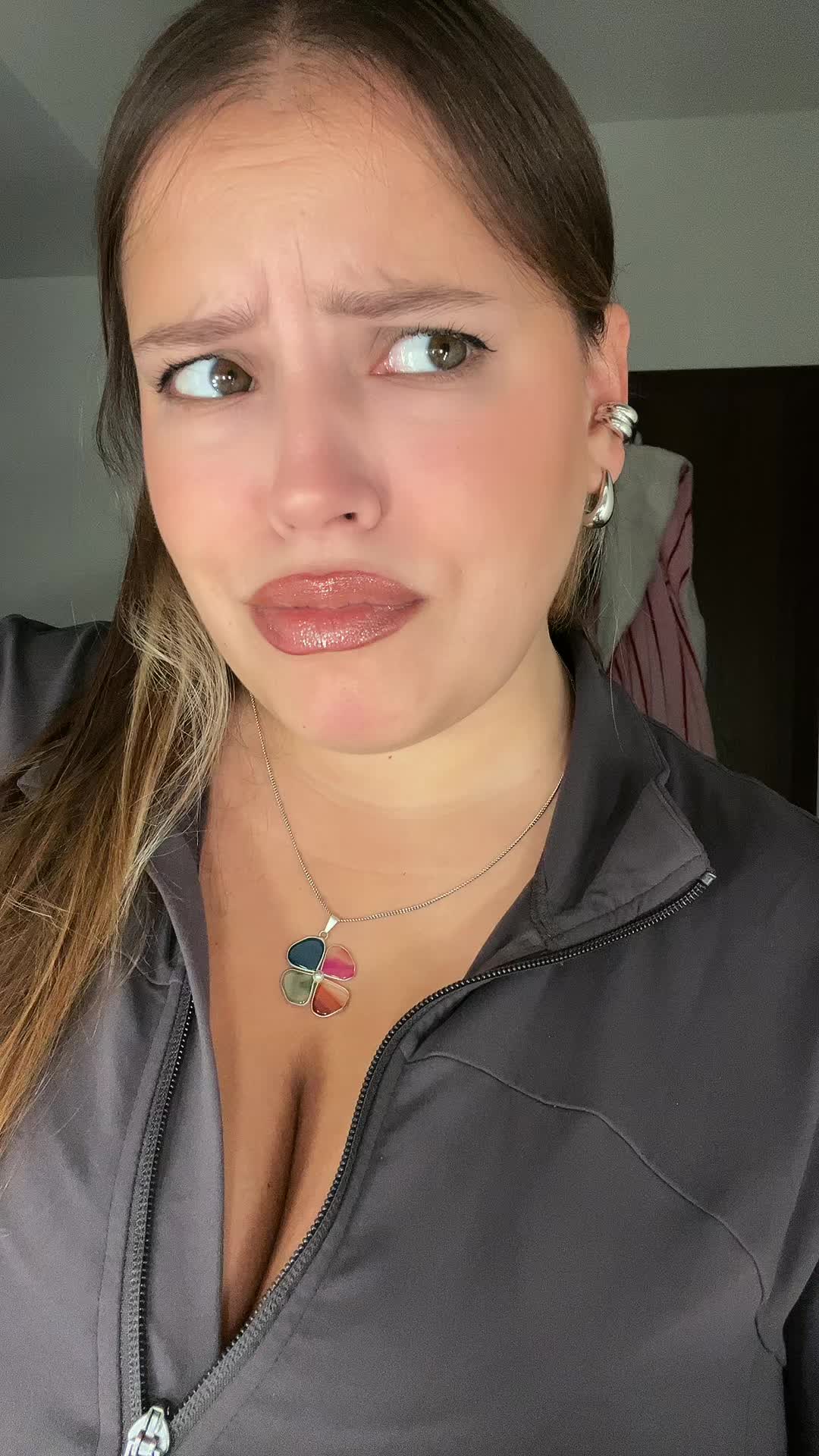 @Itspacia