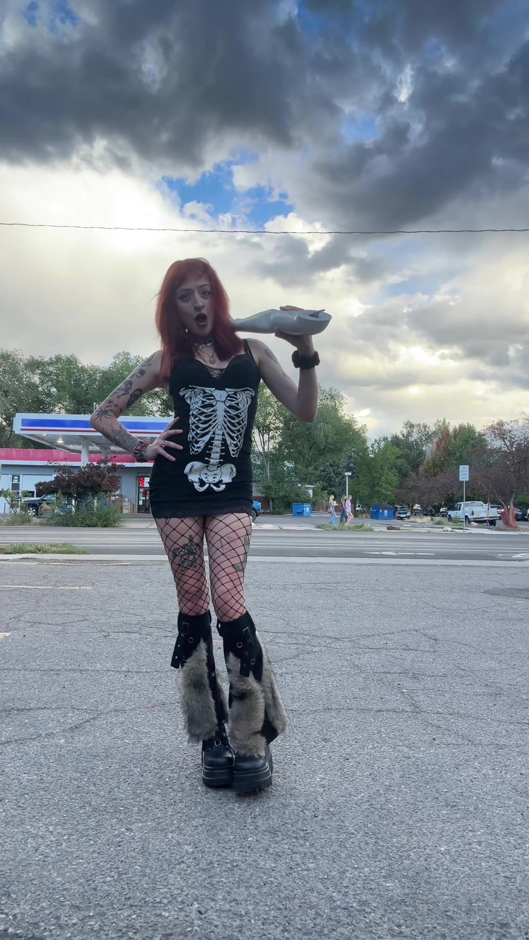 @batshitbloodybailey