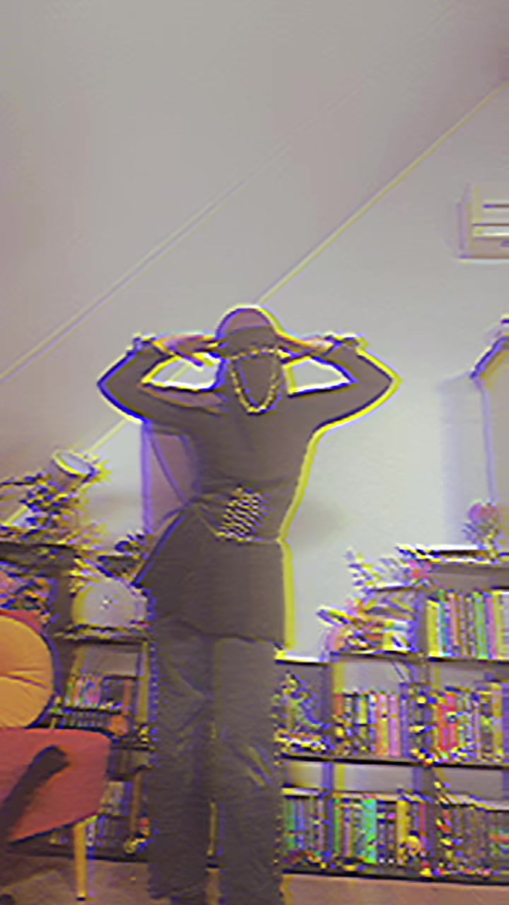 @screaming.into.the.voidd