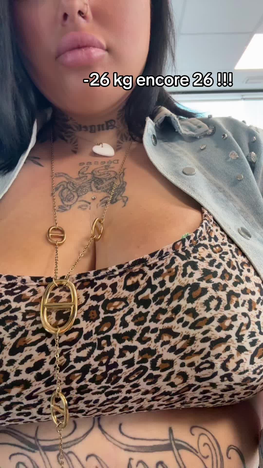 @Adela Bratzcuty 🍒