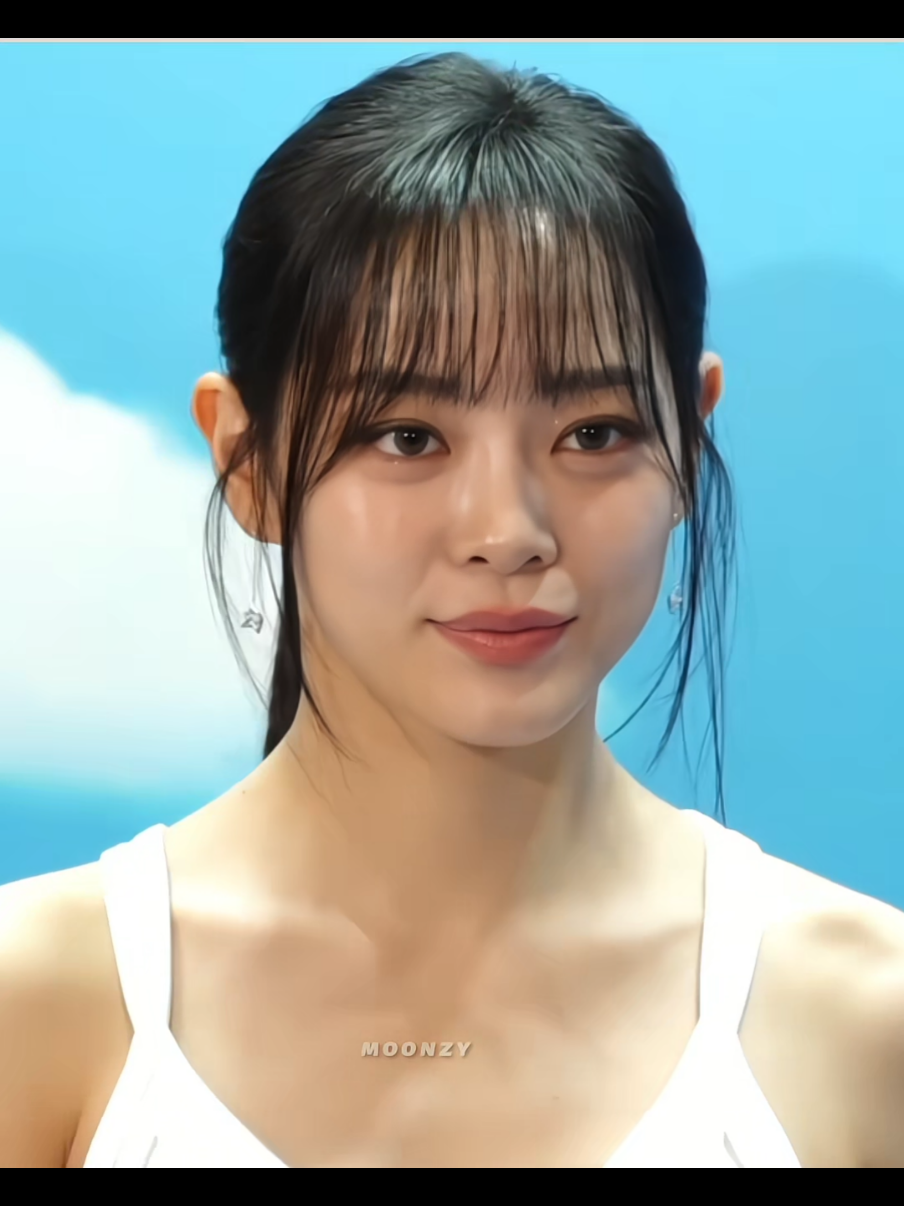 @𝙢 𝙤 𝙤 𝙣 𝙯 𝙮 🦋