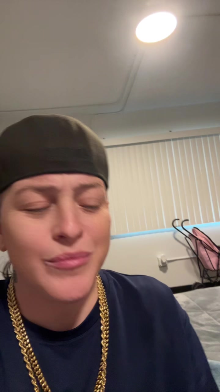 @ItzDanii