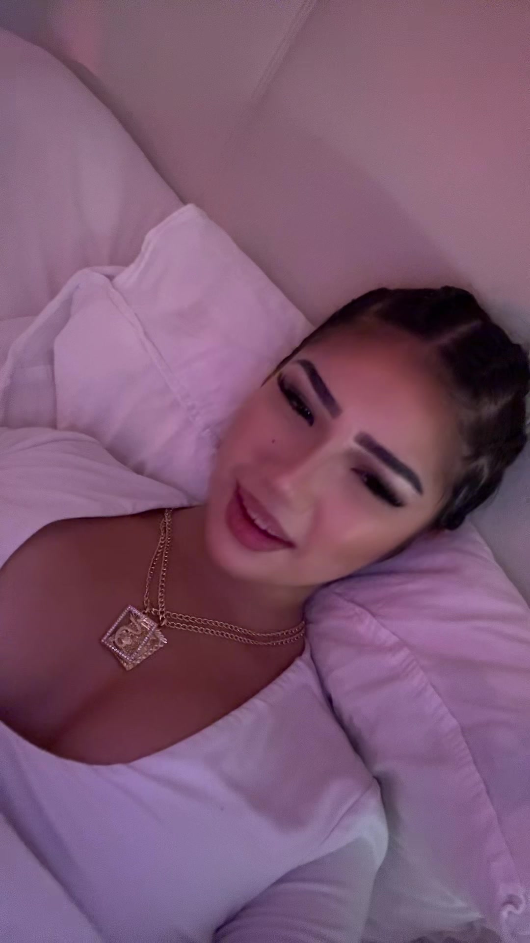 @rebeccadng