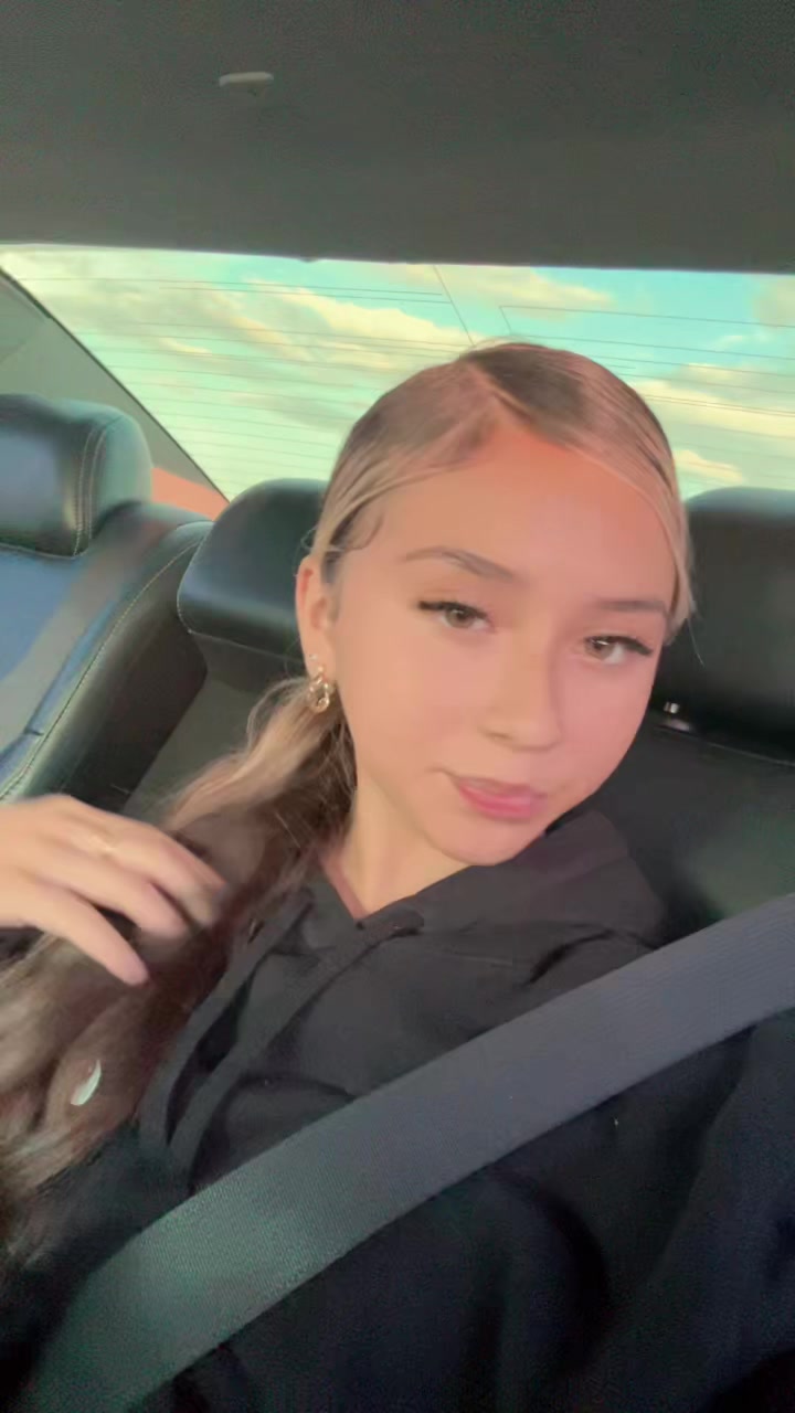 @𝓛𝓪𝔂𝓵𝓲𝓮𝓷💲