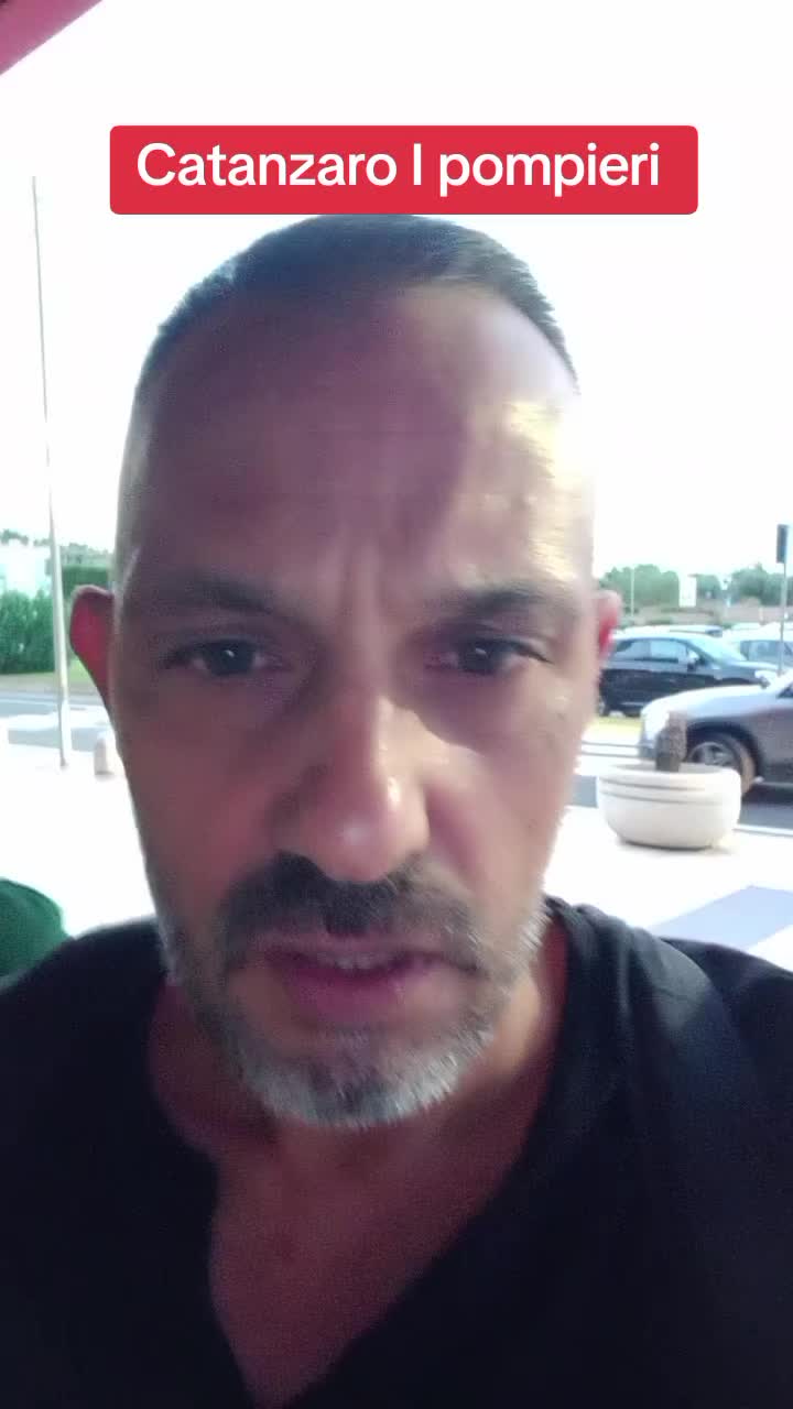 @Vitaliano Corasoniti