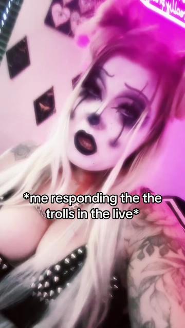 @🎪🔪A girl named Drool🔪🎪