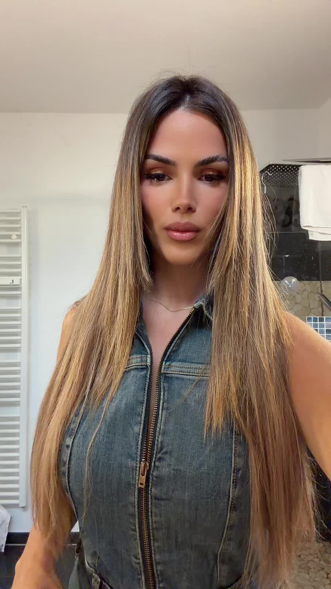 @kaltrina_curri