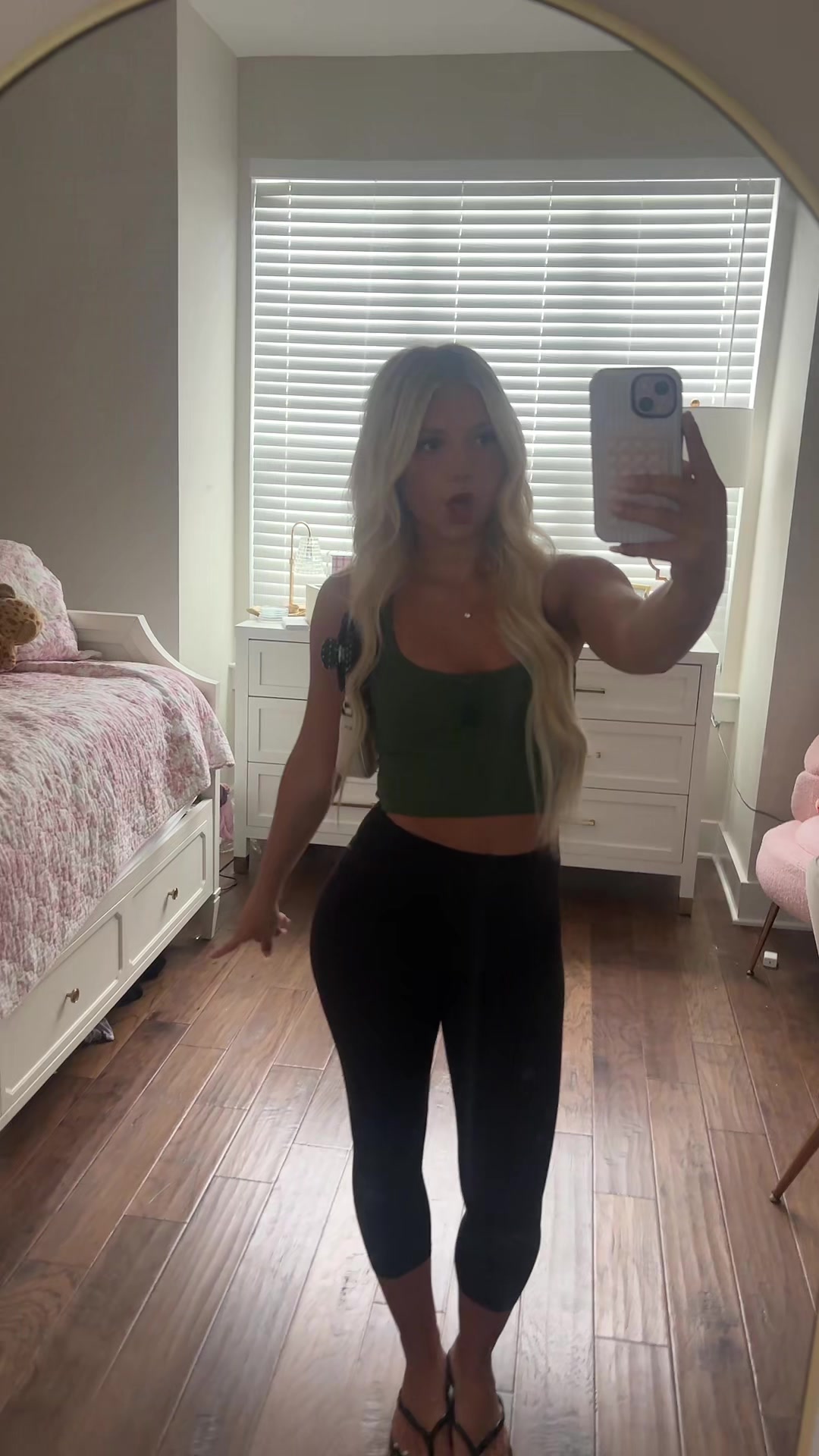@anniee.pryor