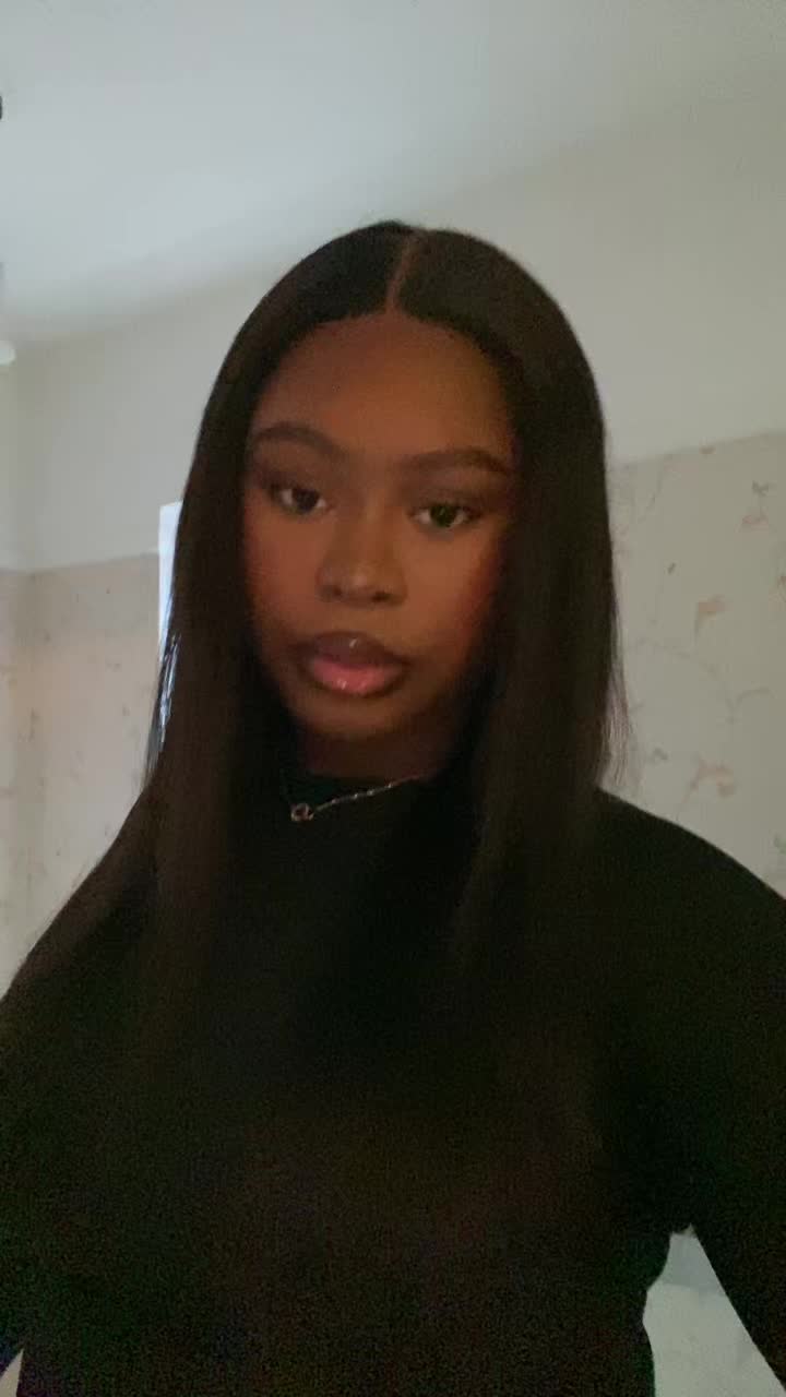@𝐋𝐄𝐘𝐘🎀