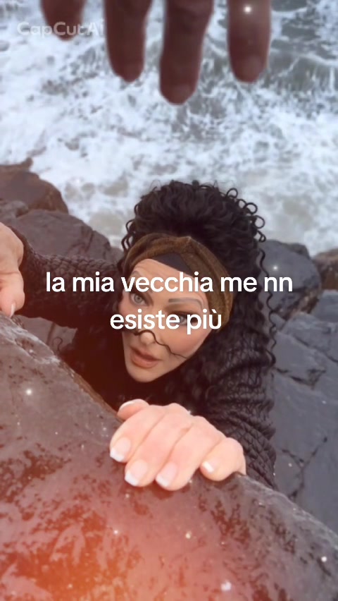 @Tizianannmollo