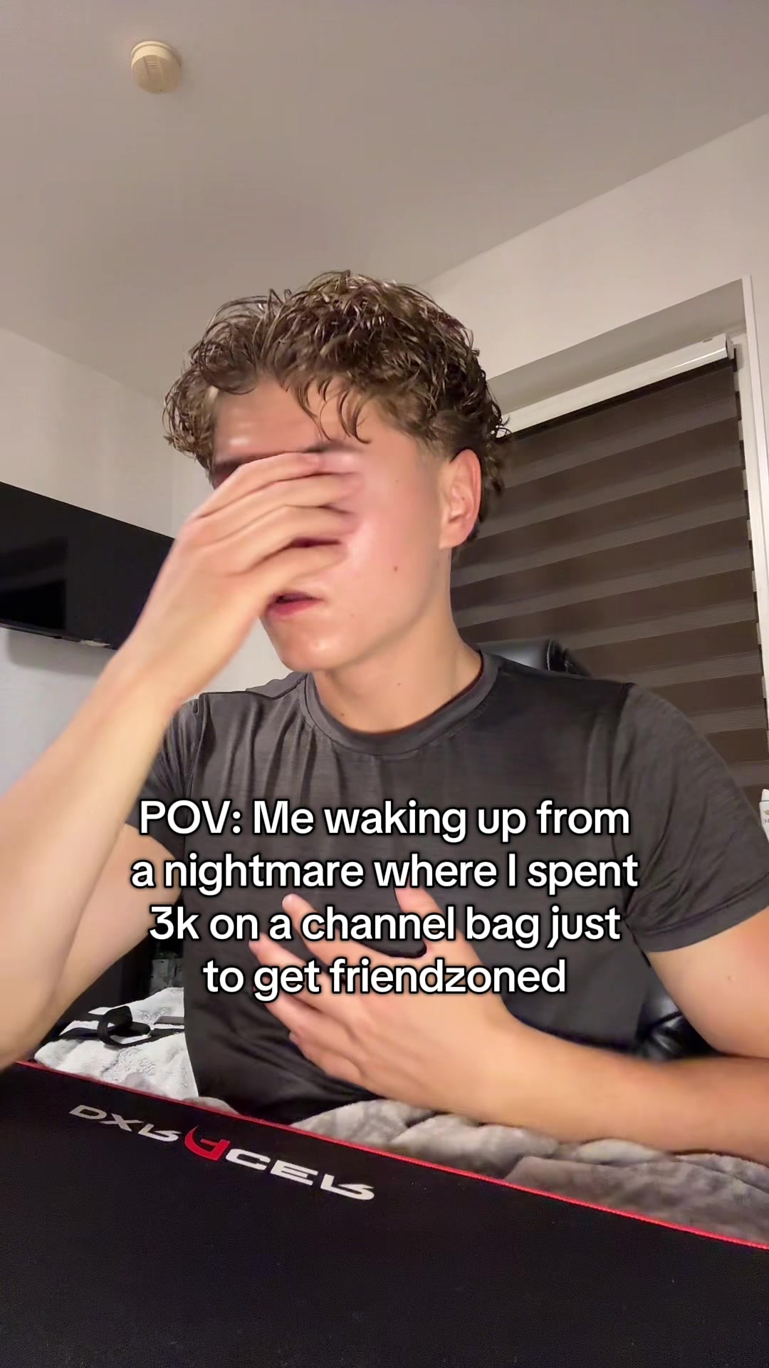 @Yvwes