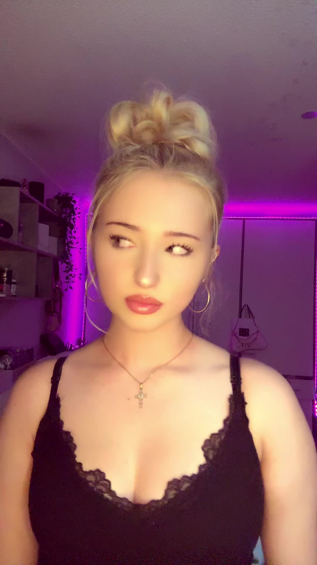@fraulein_froehlich 🪩🥂