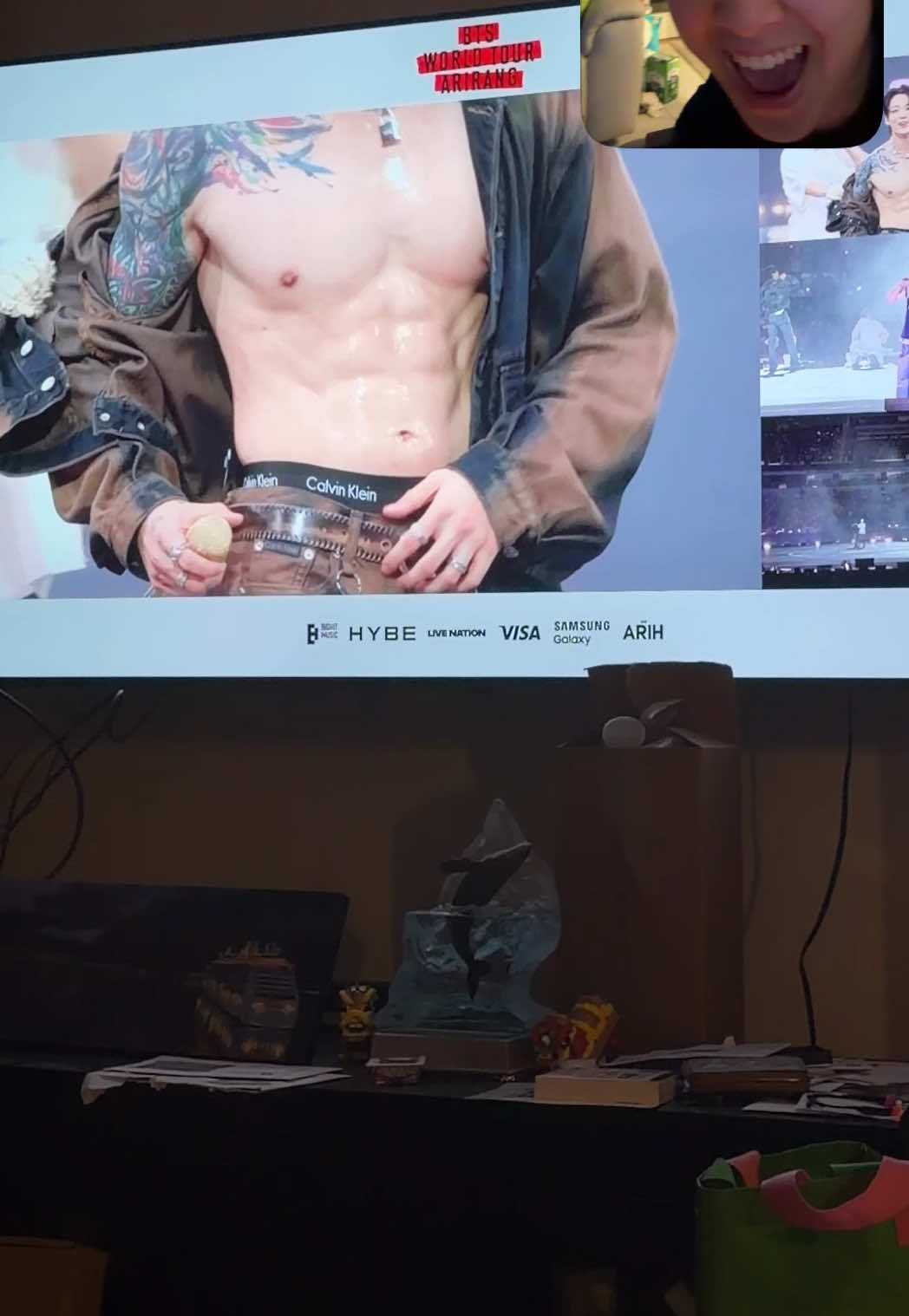 @nikki (kamallover1000)
