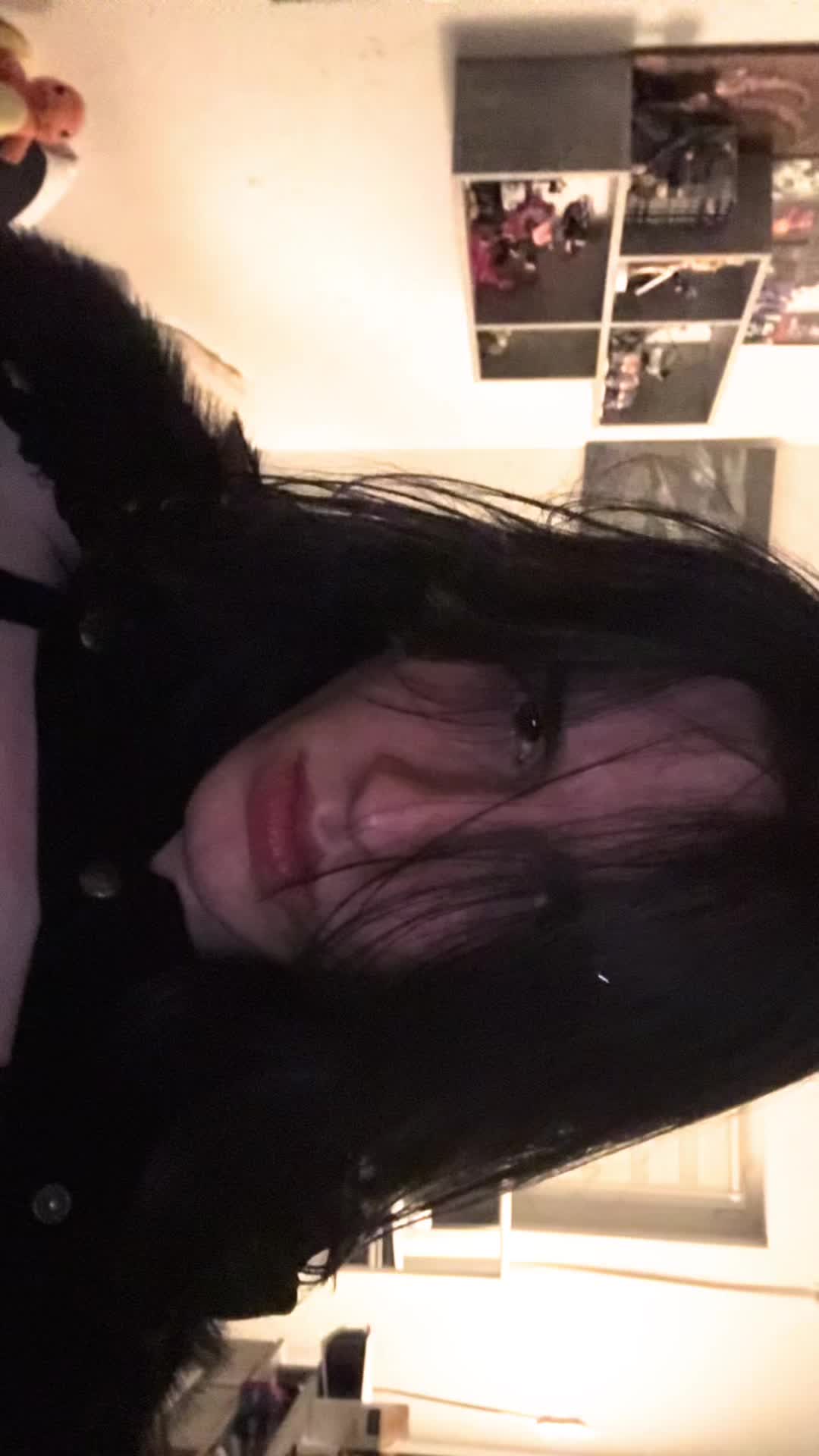 @VAMP4FANGS