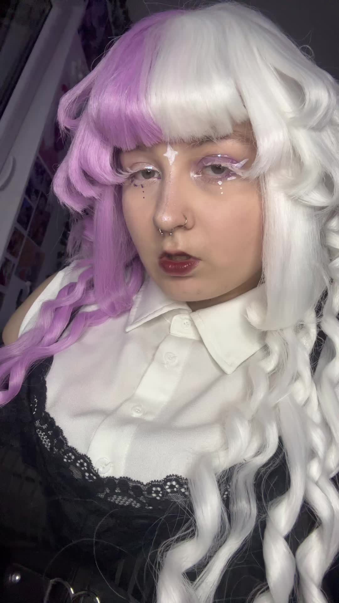 @Carmen<𝟥