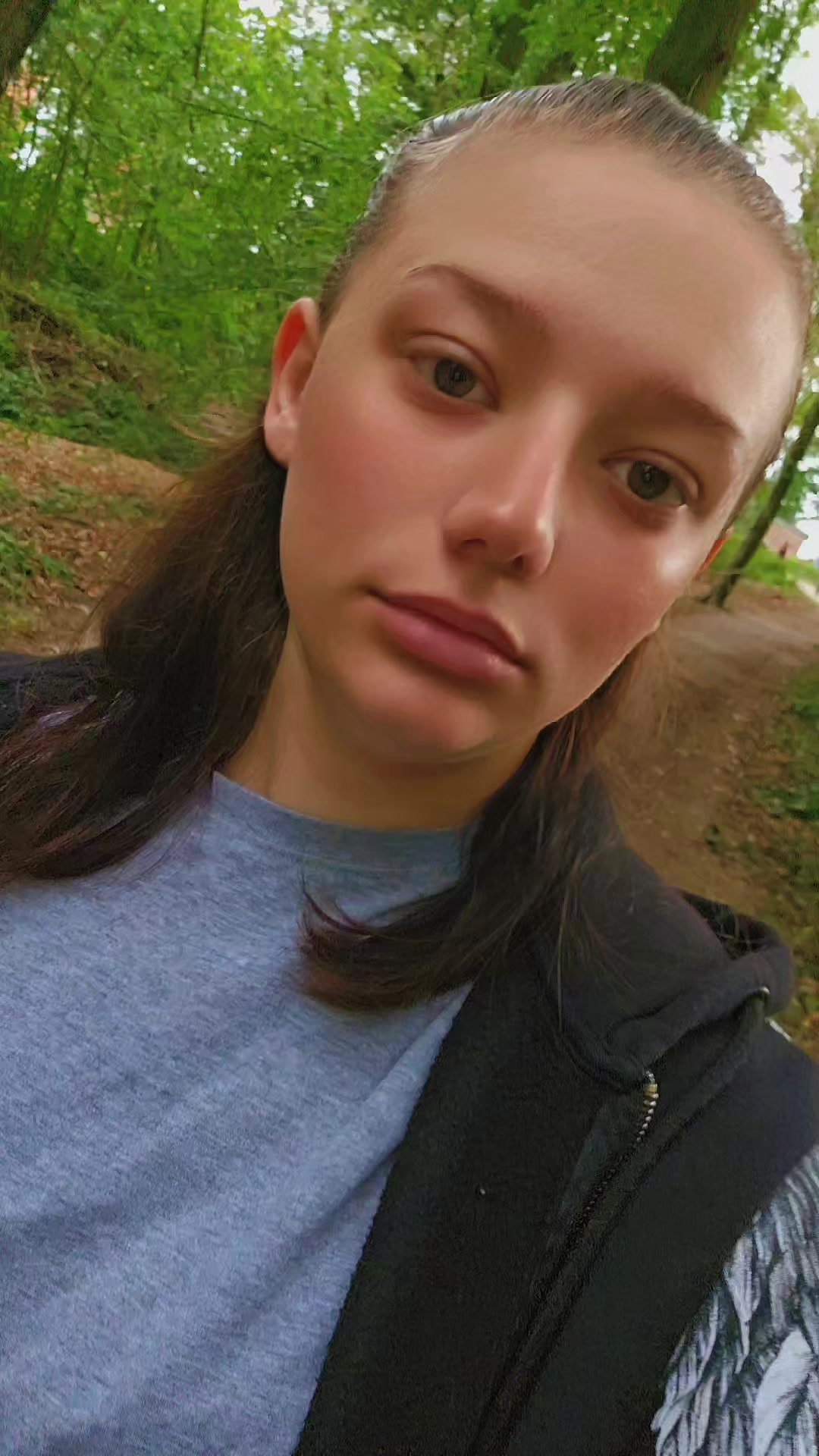 @...🦋