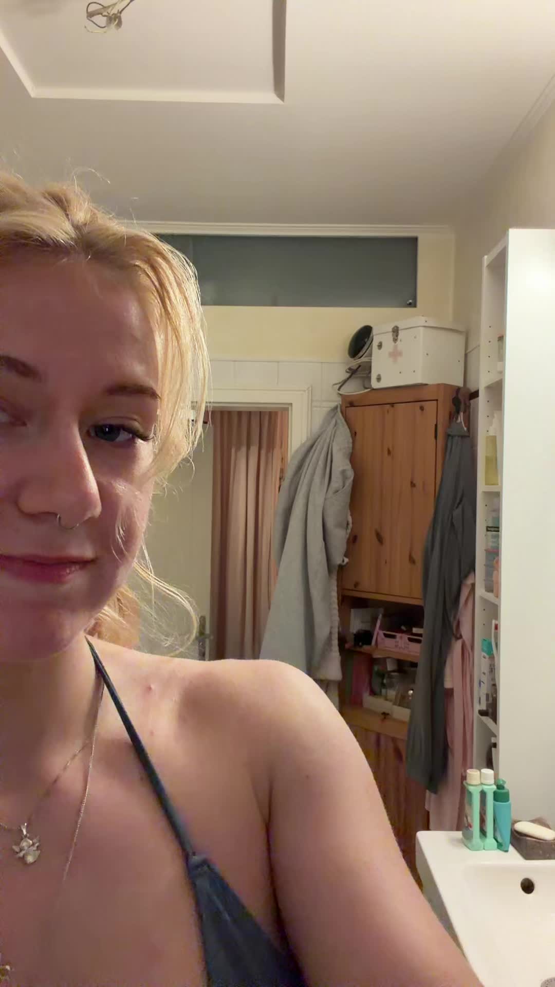 @sashabjoerk_